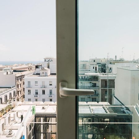 Bari Central Suite - Central Apartment With Sea View - バーリ エクステリア 写真